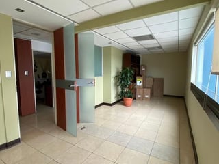 Oficina en Venta – Edificio Torino, zona 10 - Image 7