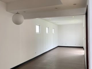 Casa con terraza en venta de 3 habitaciones zona 16 Ref-5660 - 5