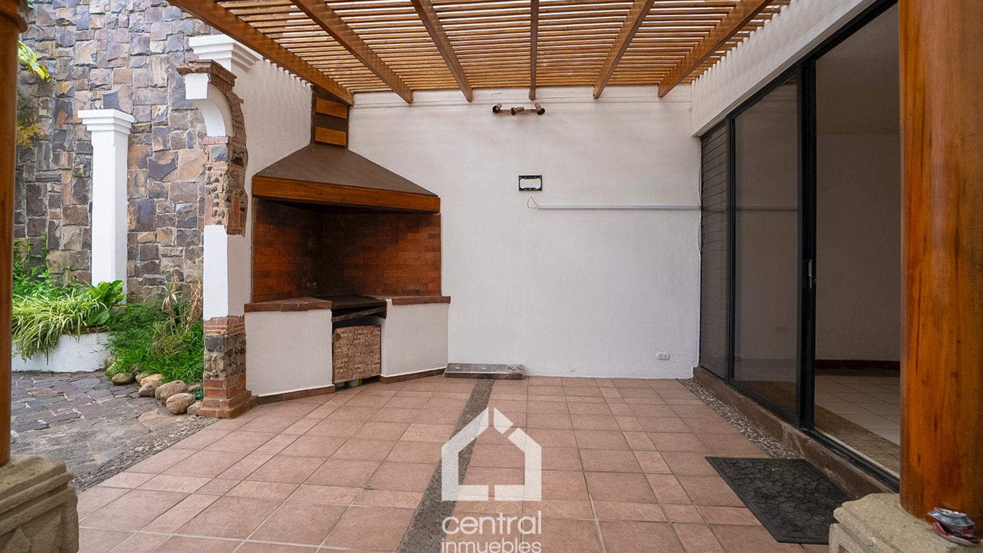 Casa en Residenciales San Miguel, km.16.5 carretera al Salvador - Miniatura 6