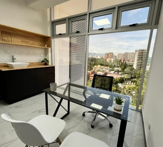Rento clinica amueblada en zona 10 Ref-4838