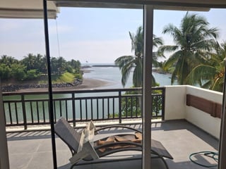 Apartamento en venta remodelado en Juan Gaviota, Marina del Sur - Image 5