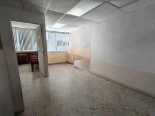 ALQUILER DE CÉNTRICA OFICINA 67.80MT2 - CENTRO EMPRESARIAL, ZONA 10 - 4
