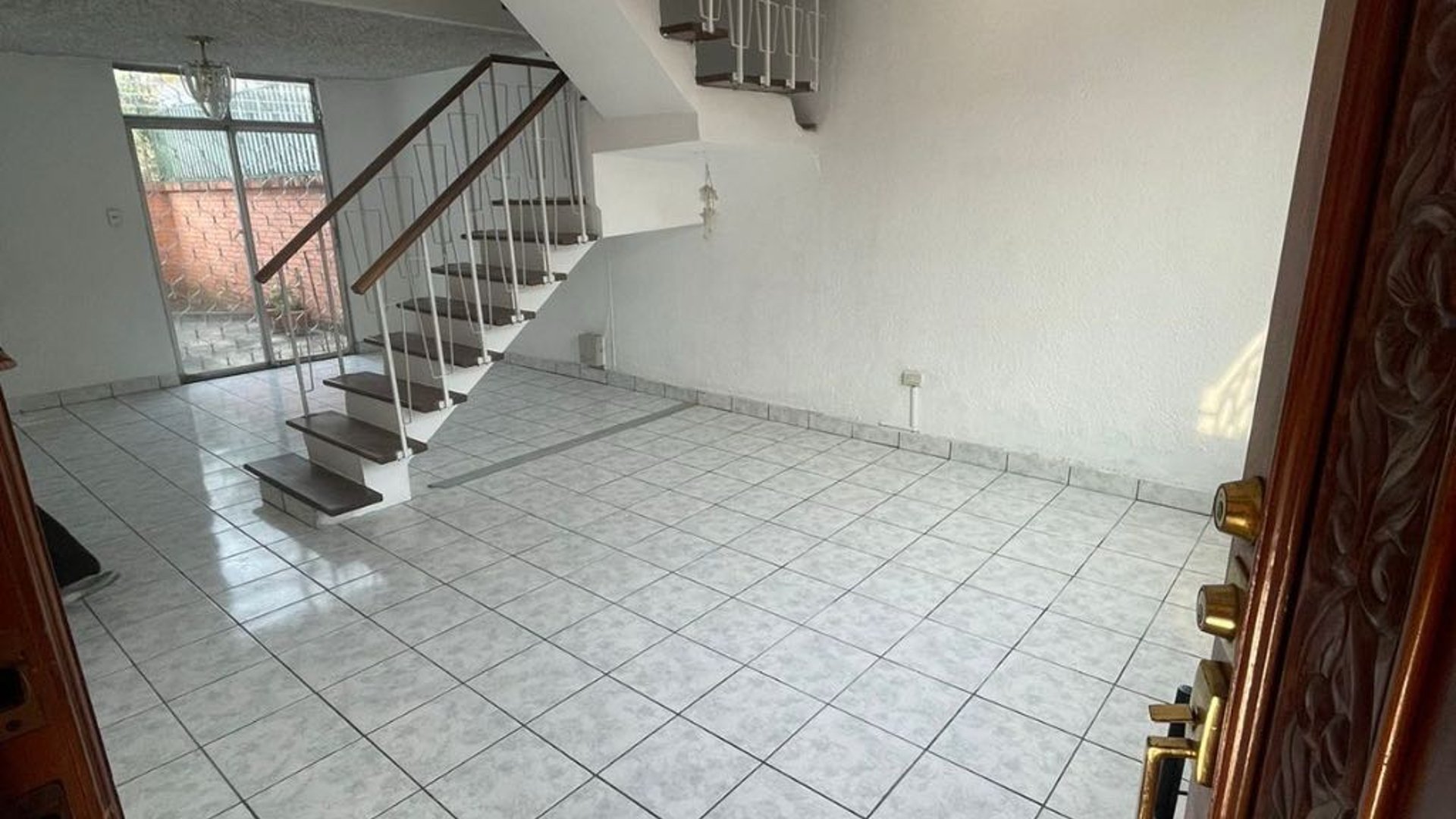 CASA EN RENTA EN AVENIDA PETAPA - Miniatura 17
