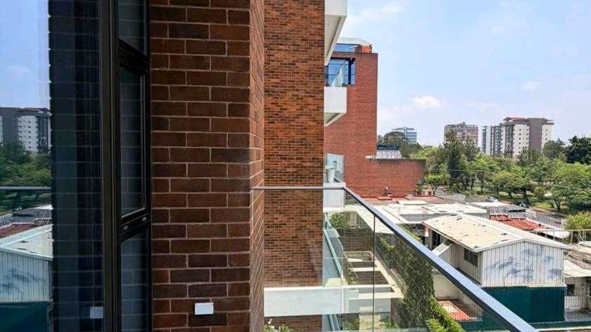 APARTAMENTO EN ALQUILER (AMUEBLADO) / VENTA ???? Edificio Echo , Zona 14 - Miniatura 10