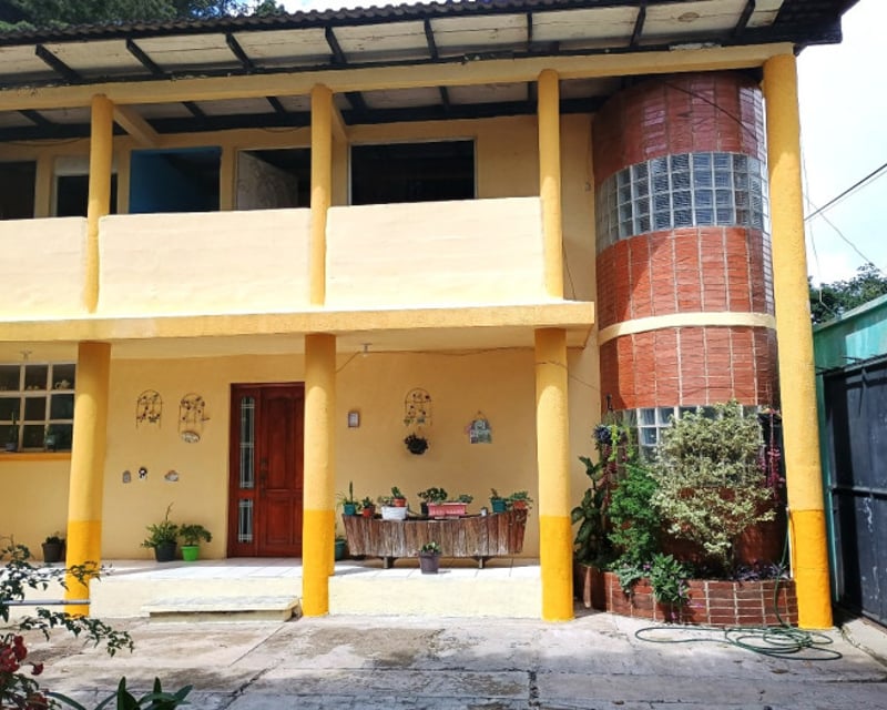 CASA EN VENTA EN CARRETERA A SANTA ELENA BARILLAS