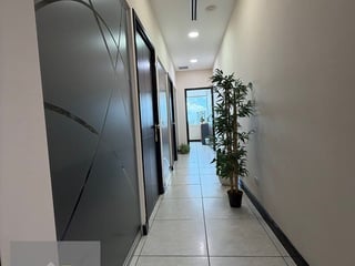 Oficina en Venta y Renta en Zona Pradera Guatemala, zona 10 - 5