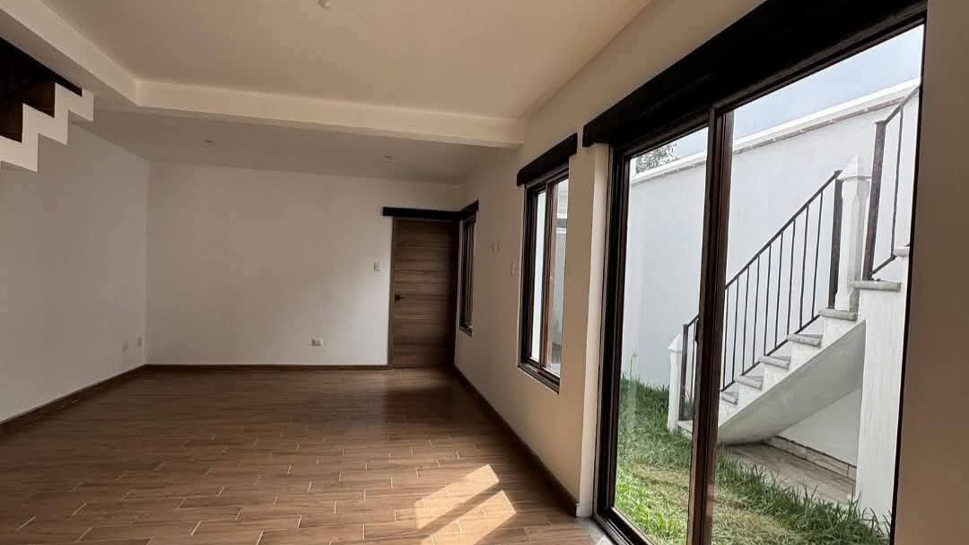Casa venta en Antigua Gardens - Miniatura 8