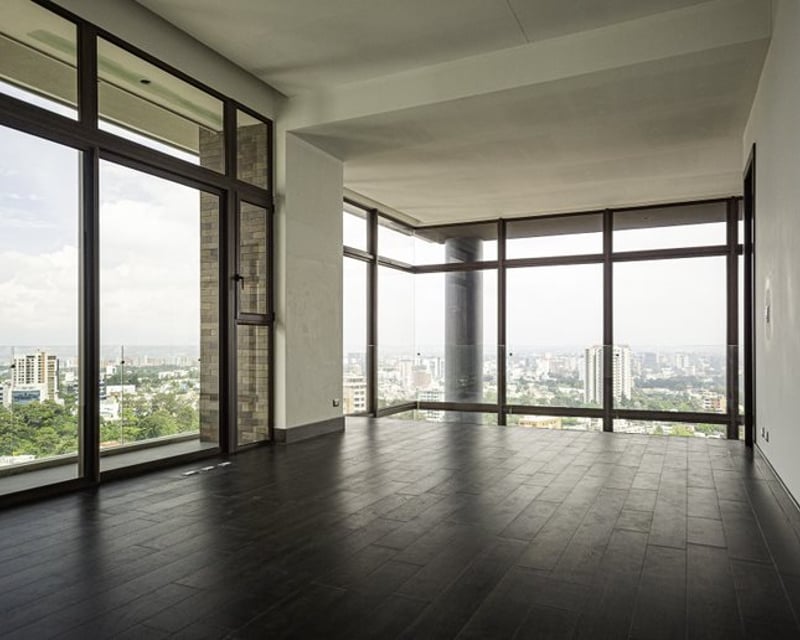Alquilo / Vendo Lindo Penthouse en Edificio Bosco zona 15