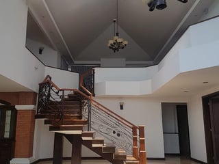 Residencia Exclusiva en Venta o Renta en La Montaña Zona 16 - 2