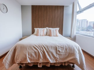 Apartamento remodelado y amueblado en renta, TorreNova zona 13 - Image 8