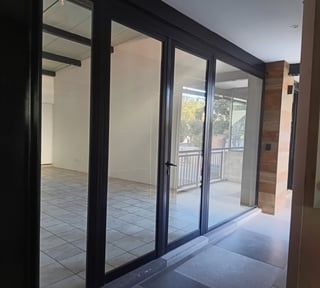 Local en renta, Convenia plaza zona 10