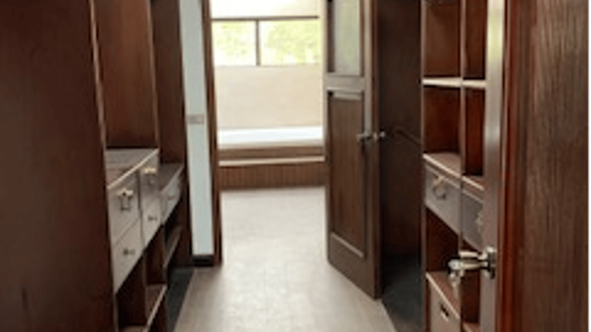 Vendo Espectacular casa en Zona 10 - Miniatura 6