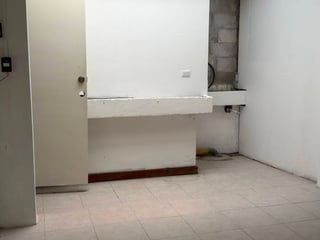 Local en Renta zona 14 / Plaza Cañada - 5