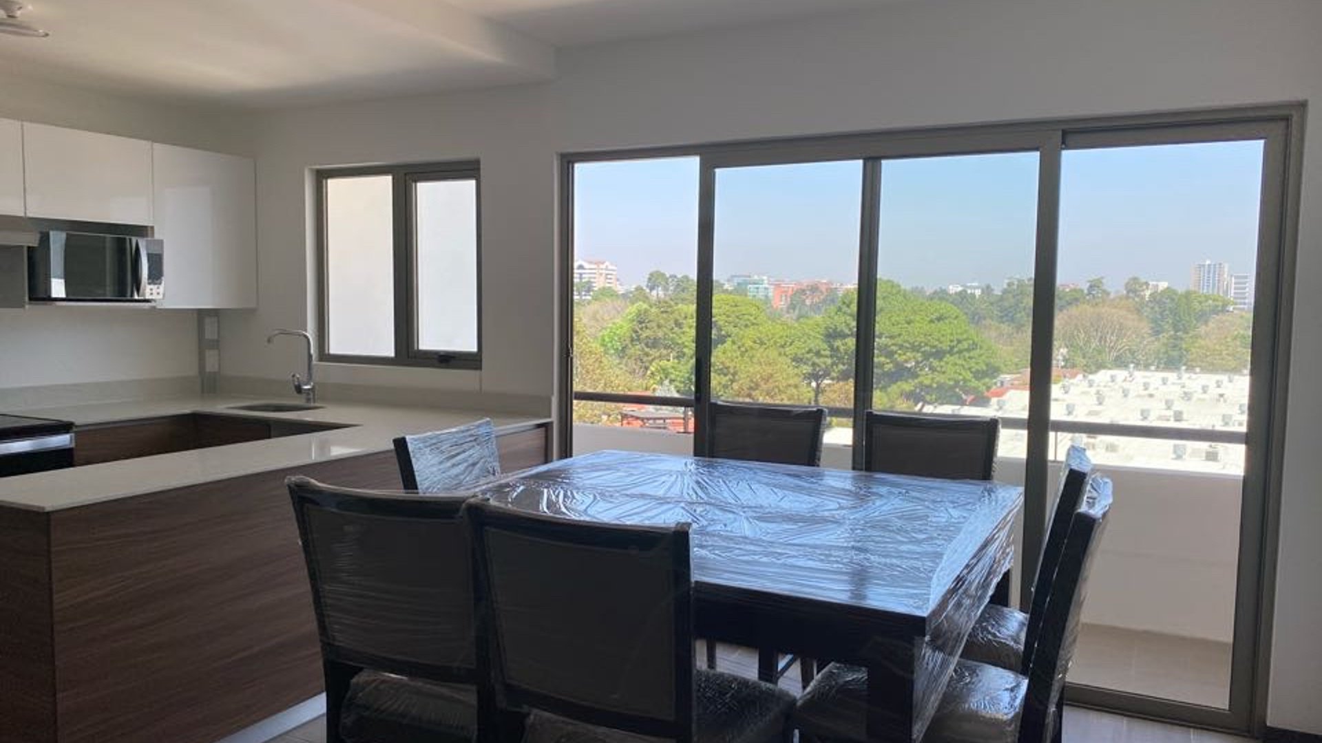 Apartamento en Venta, Segheria Zona 14 - Miniatura 4