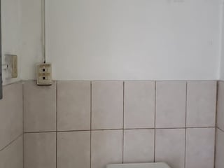 Venta  Zona 10 Local Centro Comercial La Pradera - 5