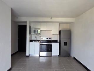 ESENTA APARTAMENTOS, EN RENTA - 5