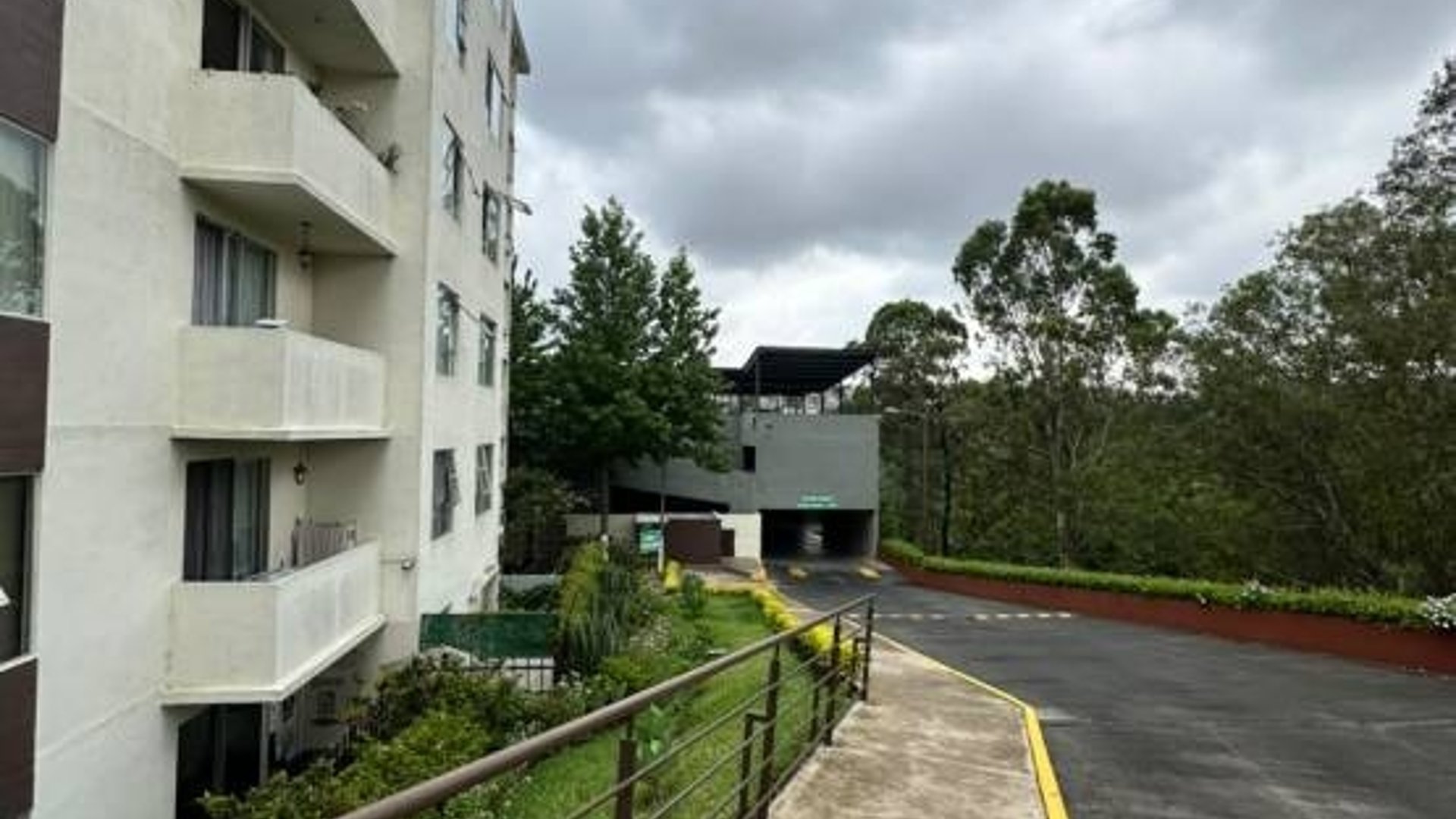 Apartamento en Renta, Zona 13 (R10391) - Miniatura 3