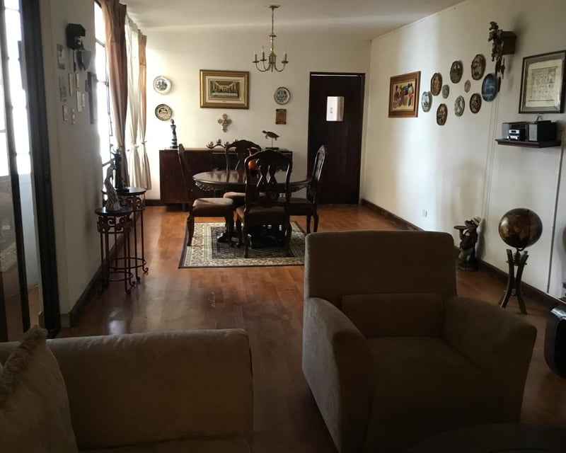 Casa de 4 habitaciones en venta, Zona 2
