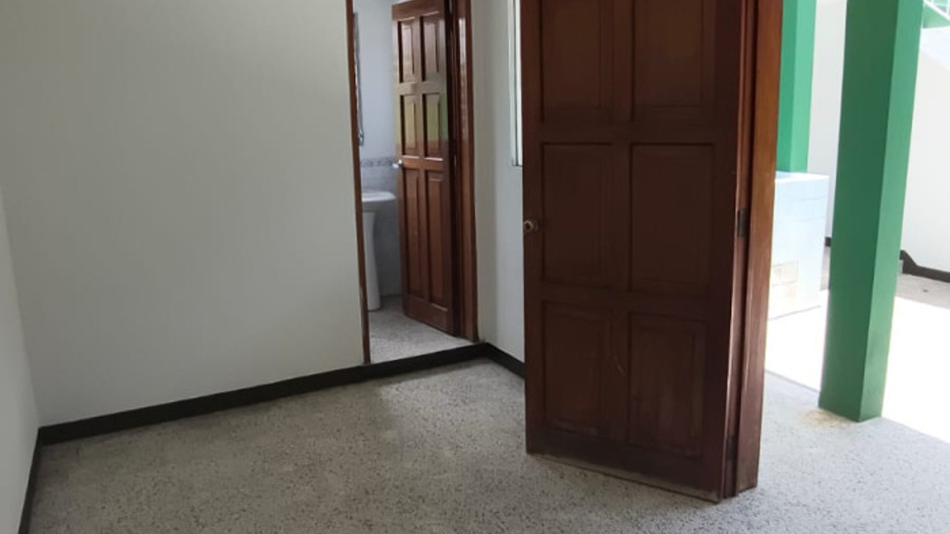 Casa en venta en zona 18 Altos de la Atlántida - Miniatura 29