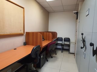 Oficina  Rentada para inversión en venta en zona 10 - 5