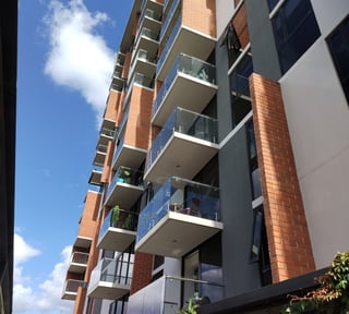 Venta de apartamento en Aralia zona 11 Col. Mariscal