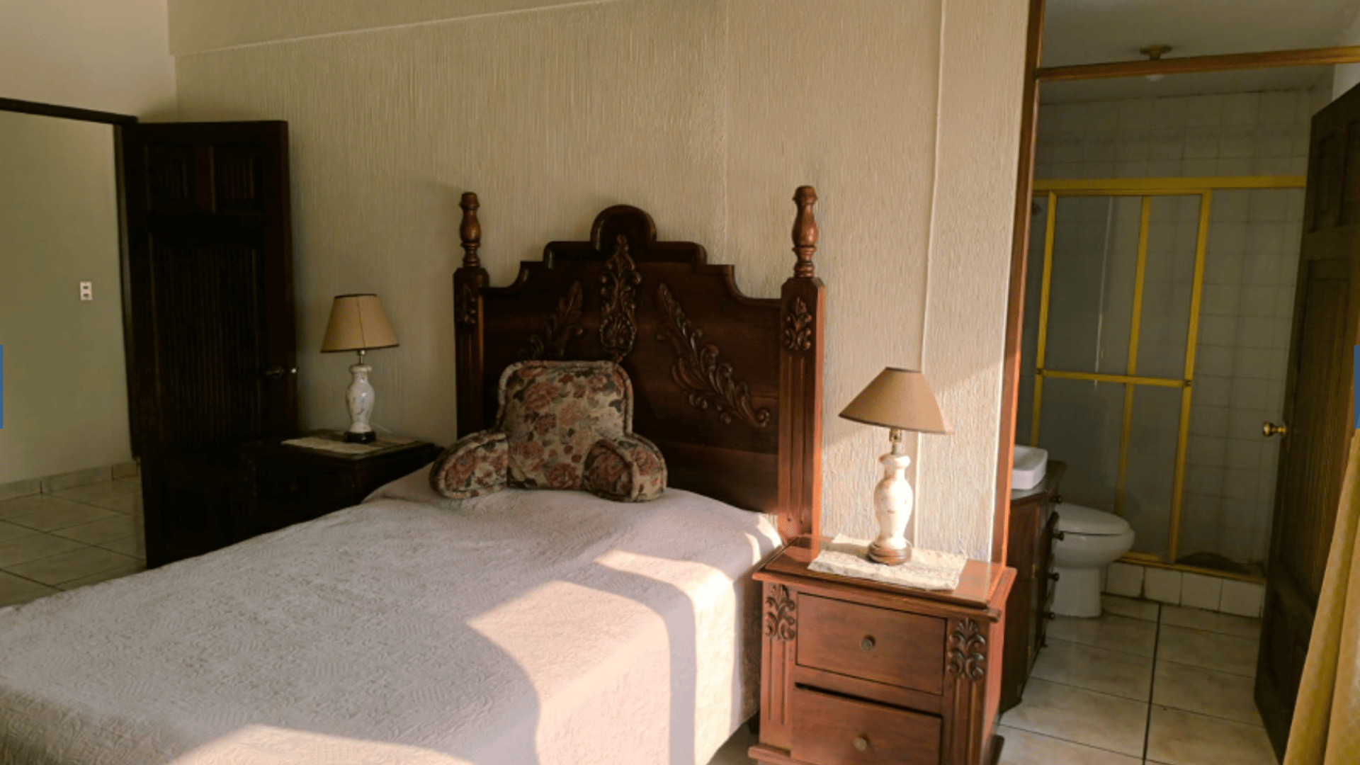 Alquilo Apartamento AMUEBLADO en Zona 9  por  Plazuela España - Miniatura 11