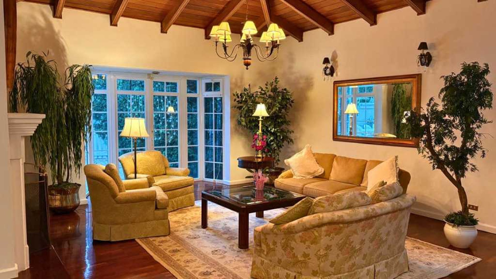 CASA AMUEBLADA EN RENTA – VILLA TORRENTE, KM. 18.5 CAES