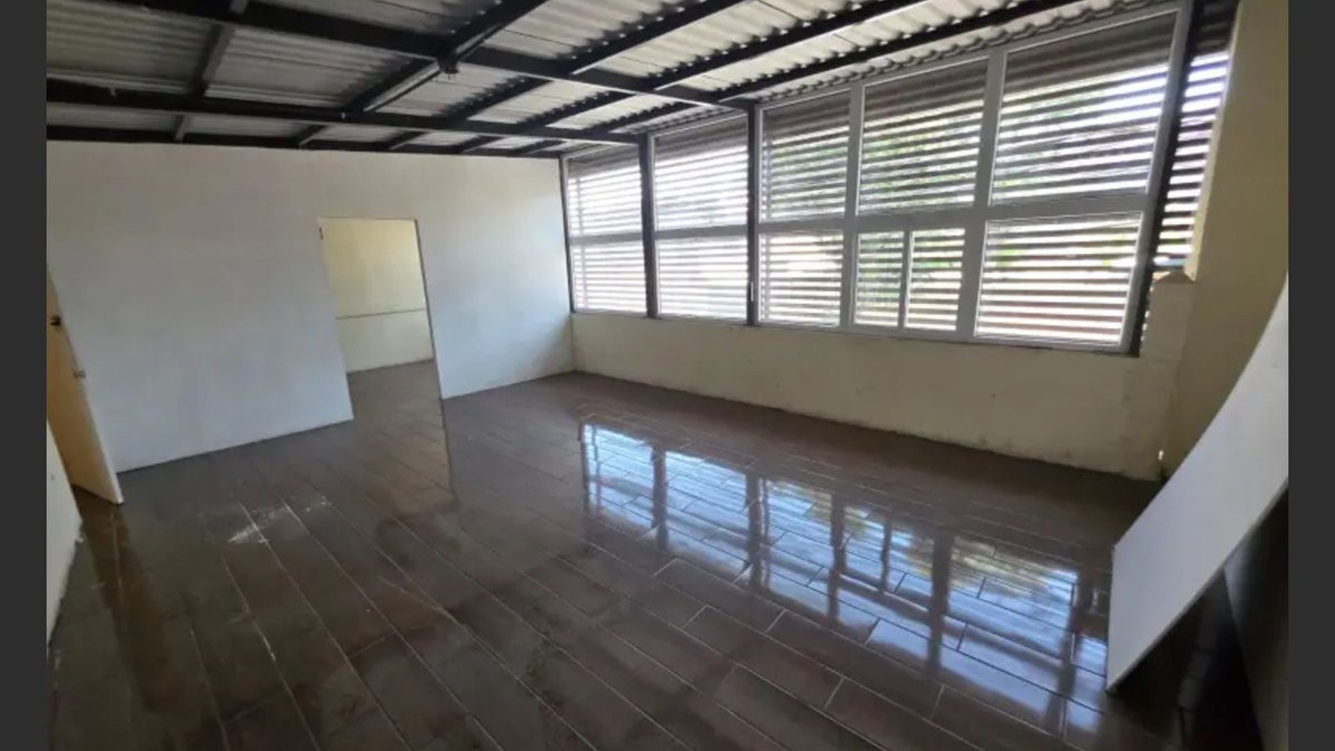 Casa de Esquina en Venta – Zona 12