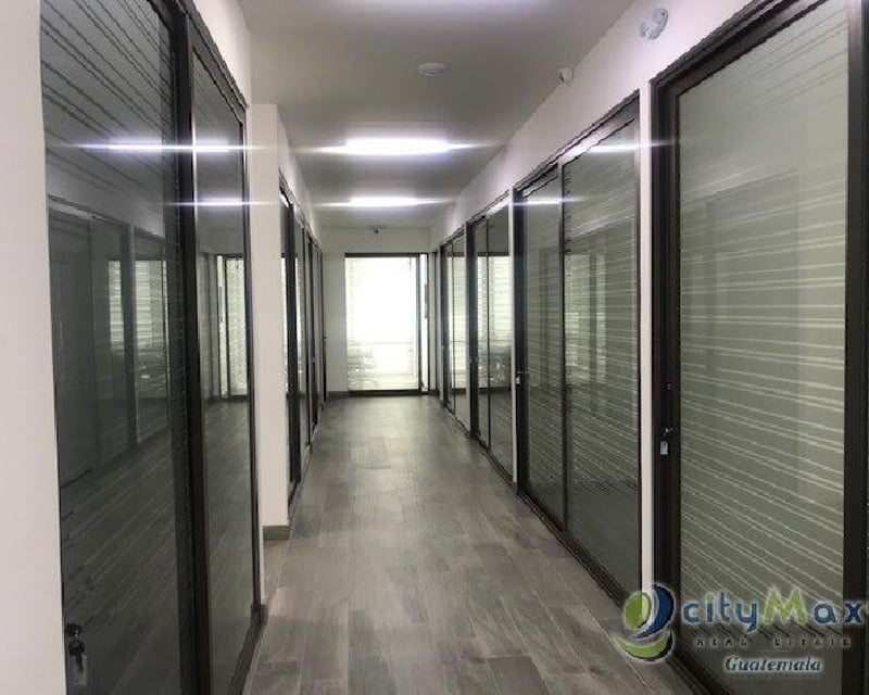 Oficina en renta ubicadas en zona 16