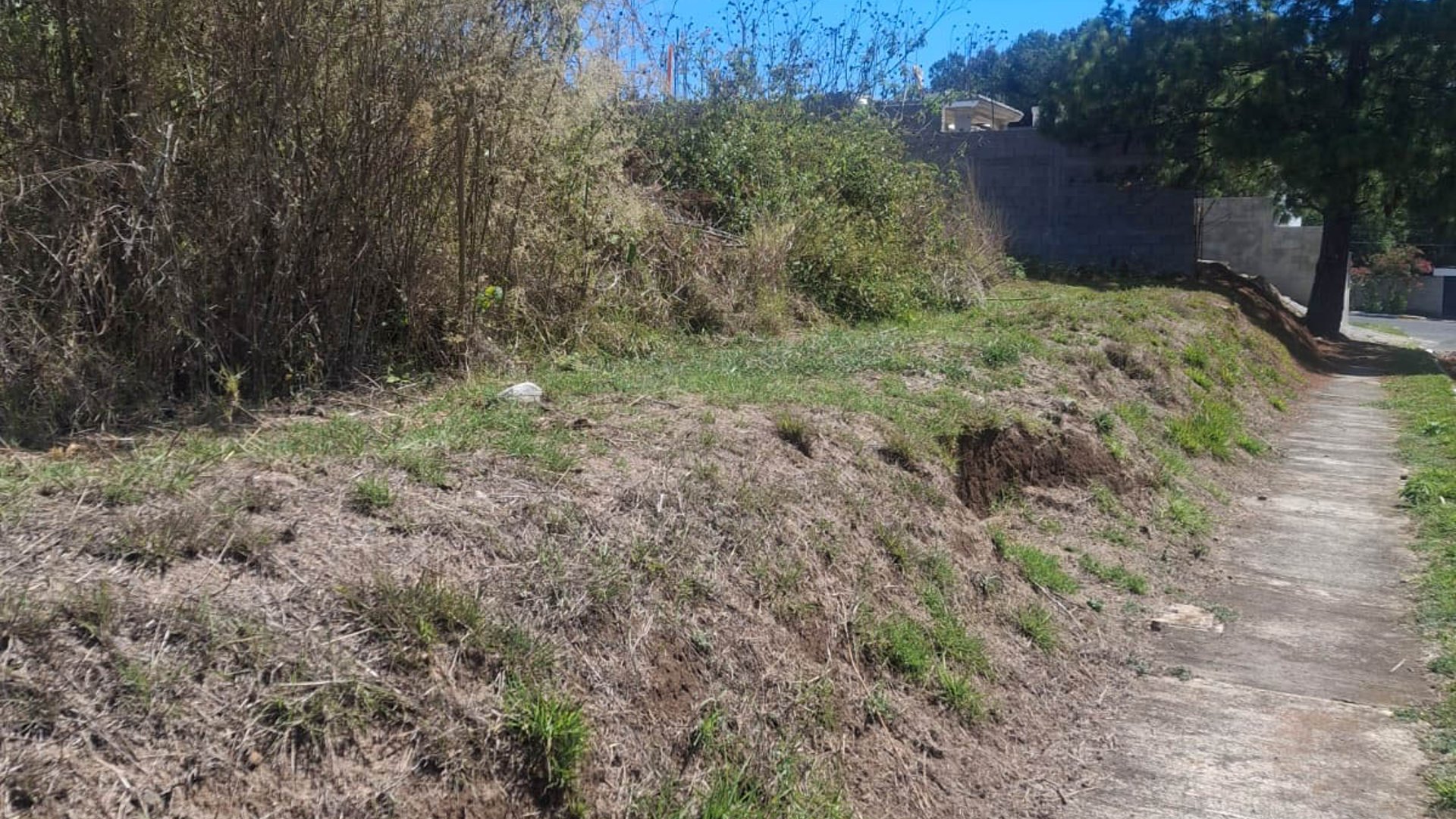 TERRENO EN CONDOMINIO MONTECRISTO/ SAN JOSE PINULA - Miniatura 8