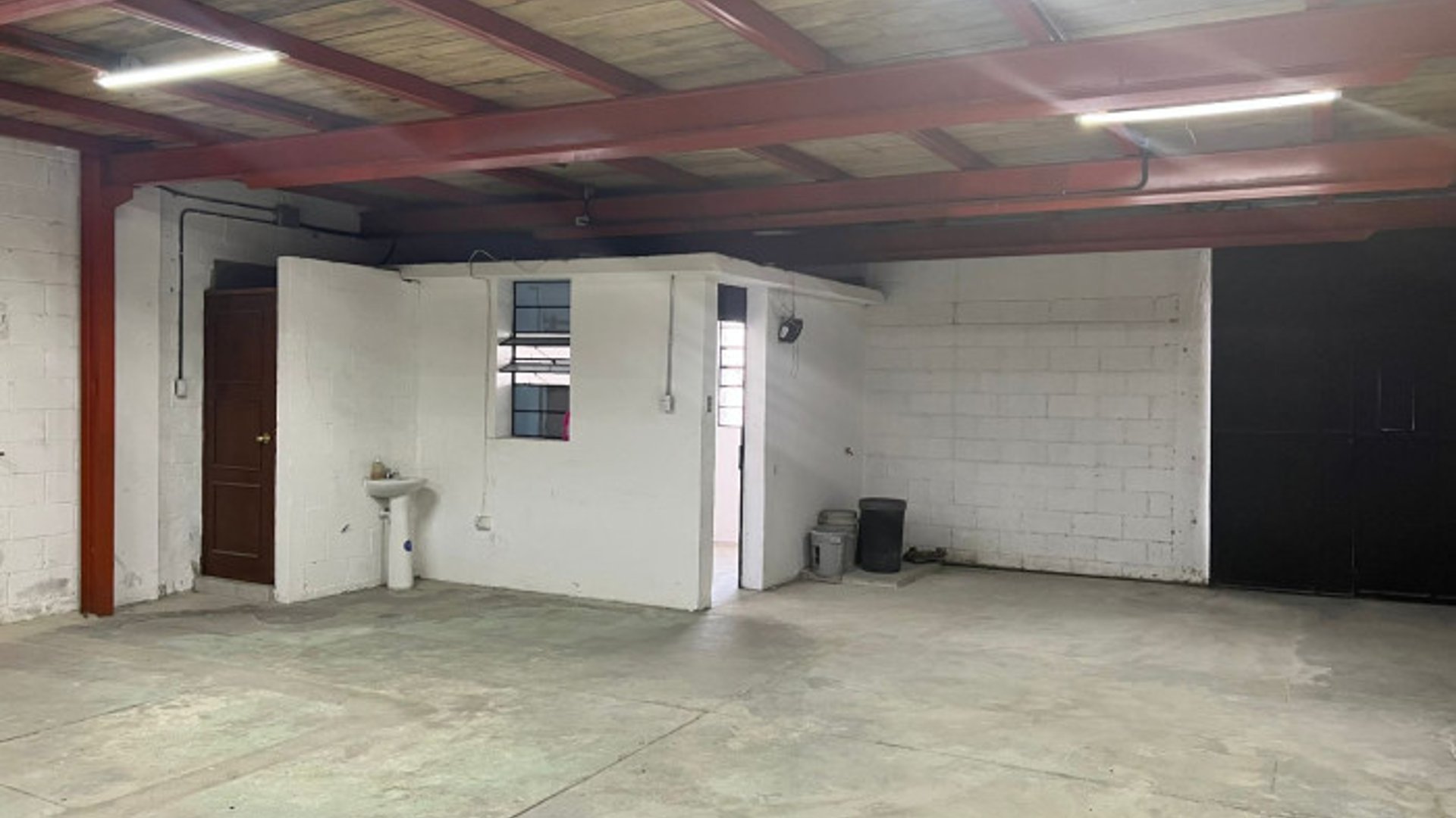 Bodega en Renta en Zona 5 Colonia La Palmita - Miniatura 4