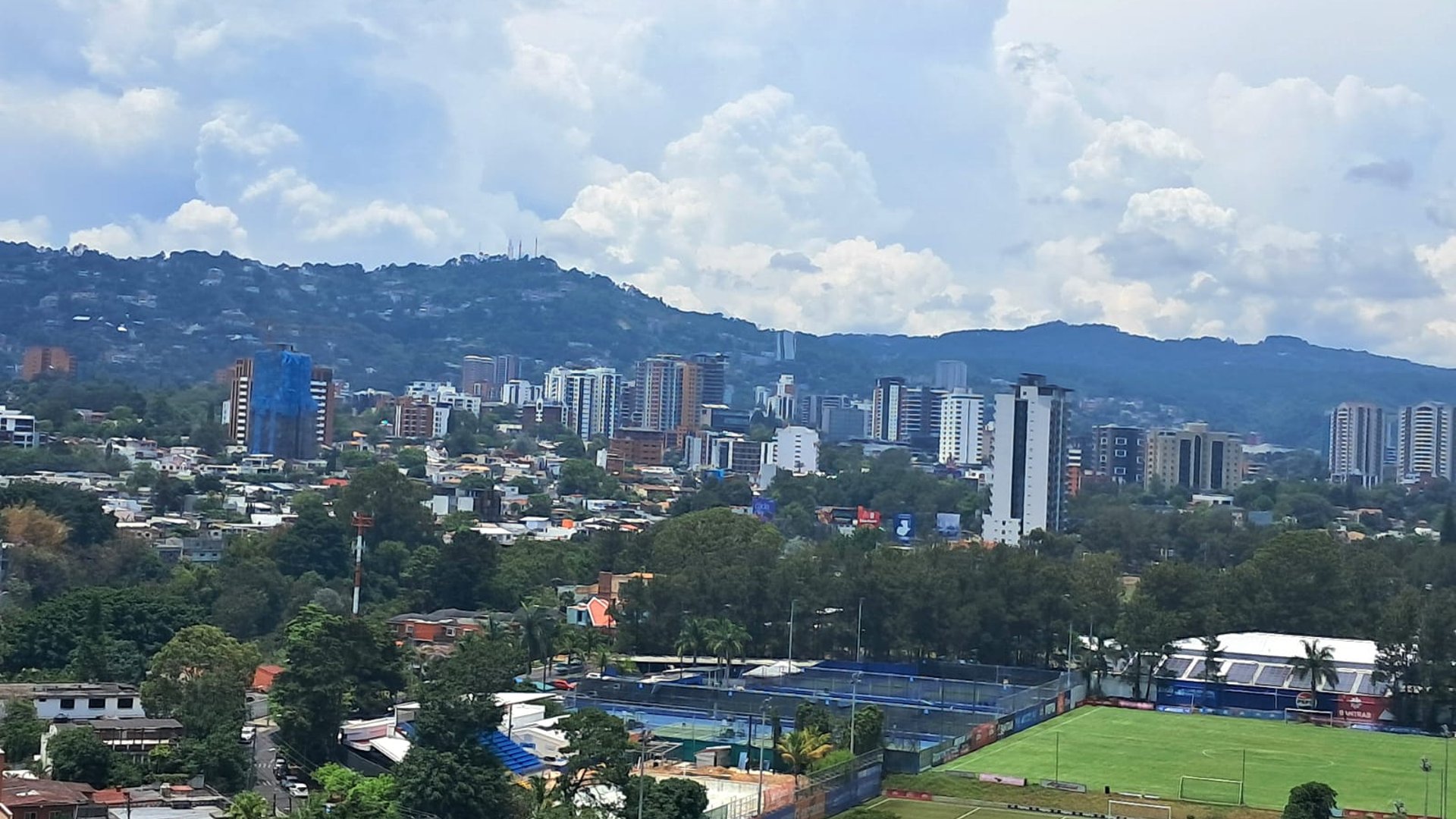 ???? APARTAMENTO EN RENTA – 3 HAB | EDIFICIO PARQUE 15 | ZONA 15 - Miniatura 16