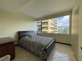 Apartamento en Alquiler / Venta Edificio Milenia, zona 10 - Image 7