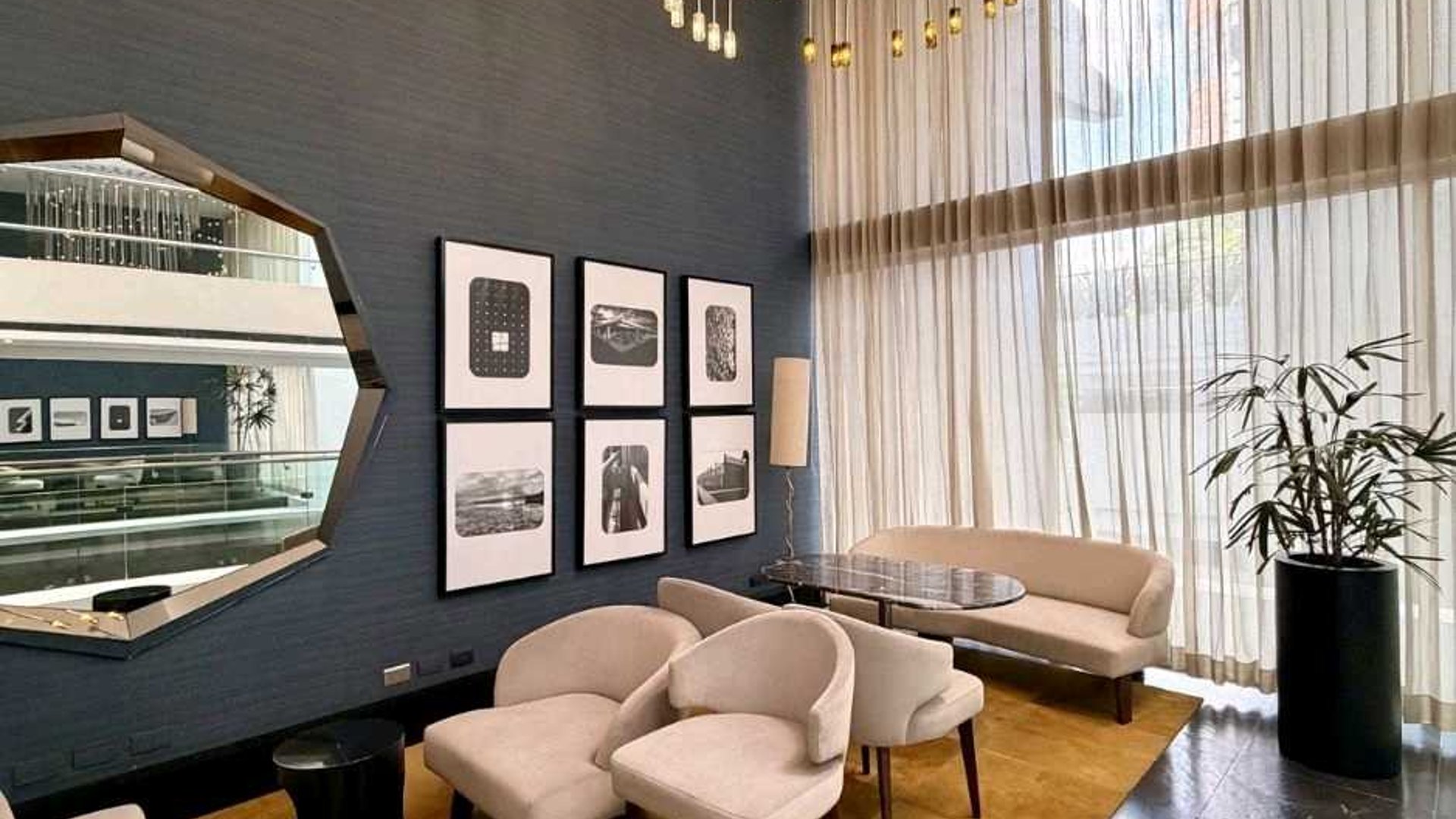 APARTAMENTO EN ALQUILER o VENTA ???? Edificio Atrium, zona 10 - Image 1