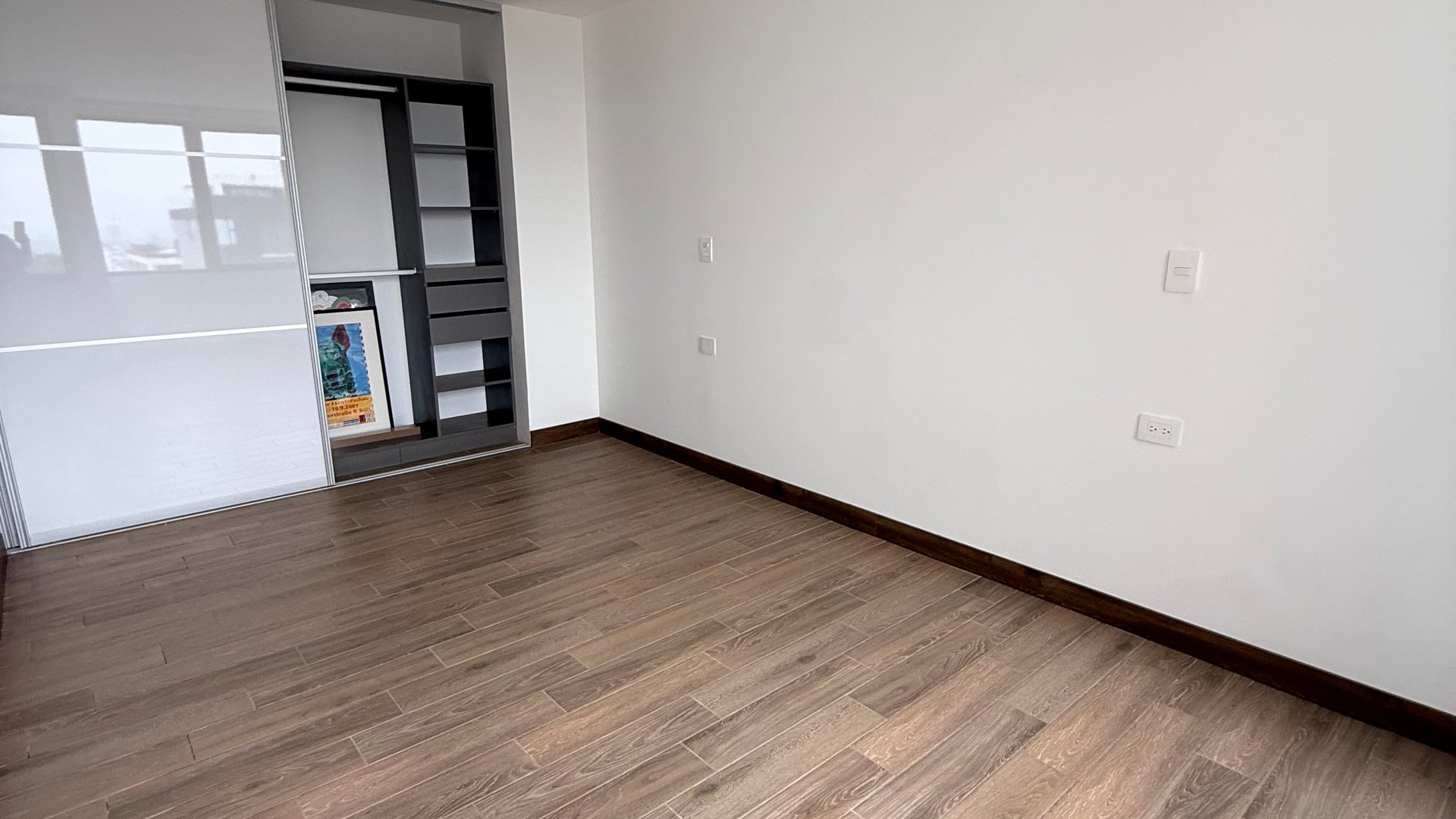 Hermoso apartamento en renta edificio boutique zona 15 - Miniatura 7