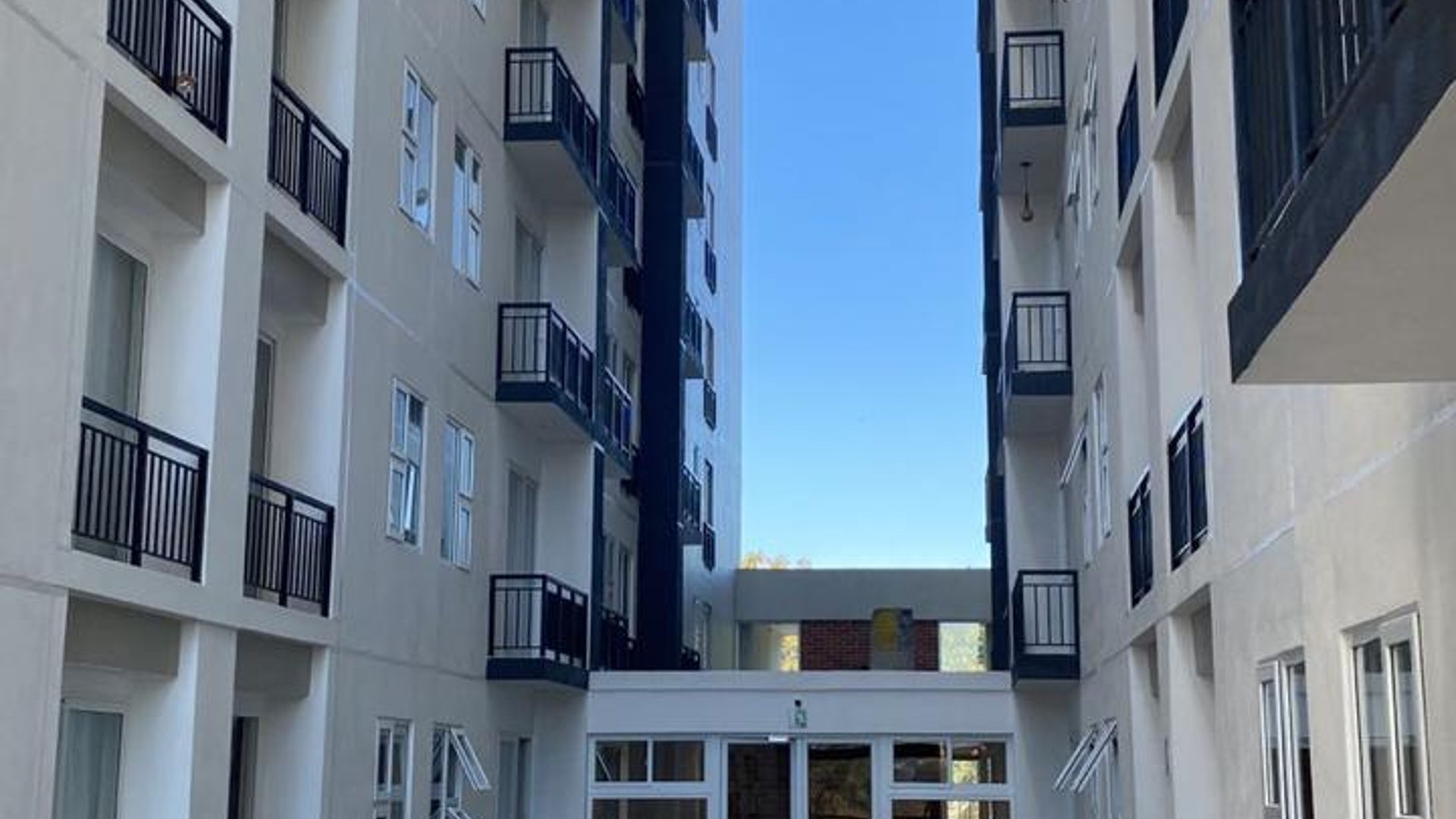 Apartamento en renta en zona 2, El Zapote - Image 1