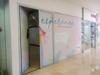 Local en Renta / Venta en Centro Comercial en Zona 10 - Image 1