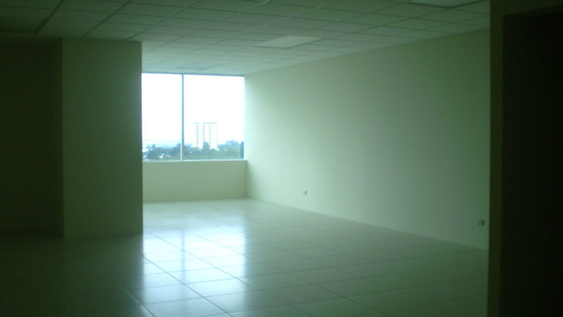 En Alquiler Oficina Zona Pradera con 78.59m2 en Zona 10 - Miniatura 9