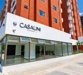 📍 APARTAMENTO EN RENTA –2 HAB + 3 BALCONES | CASALINI | ZONA 10