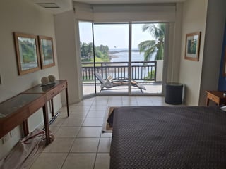 Apartamento en venta remodelado en Juan Gaviota, Marina del Sur - Image 8