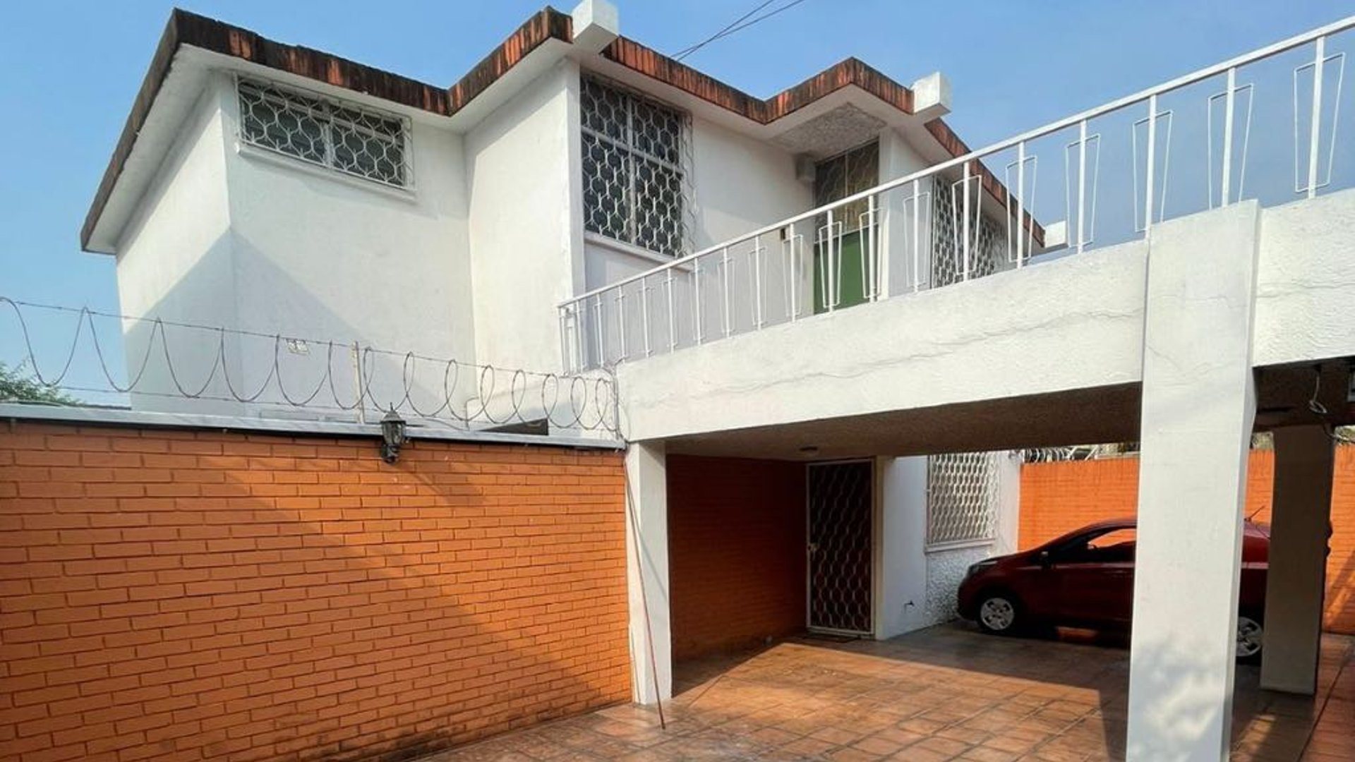 CASA EN RENTA EN AVENIDA PETAPA - Miniatura 2