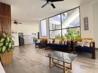 Chalet Amueblado en Venta, Monterrico, Santa Rosa - 2