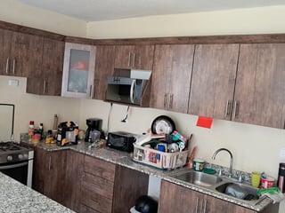 Spacious 3 Bed House with Parking in Fraijanes, Guatemala - $170K - Image 4