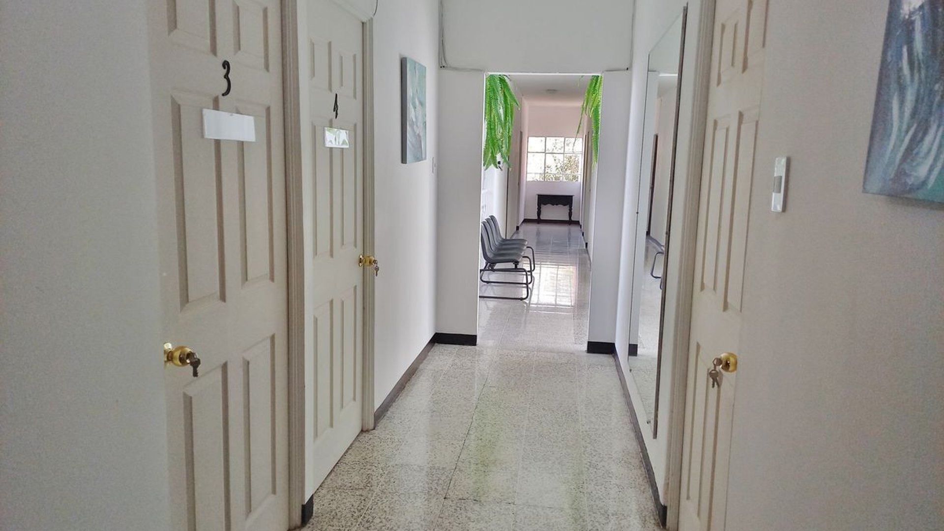 OFICINAS EN ALQUILER EN ZONA 3 LO DE BRAN - Miniatura 2