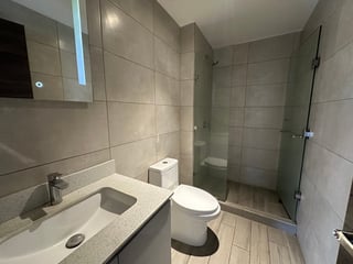 Apartamento en Renta en Zona 10 - 5