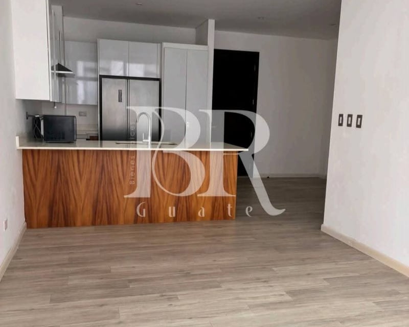RENTA APARTAMENTO EN LIRIOS CAYALA DE 3 HABITACIONES