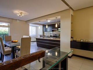 Alquilo lindo y amplio Apartamento amueblado y equipado en zona 10 - 3