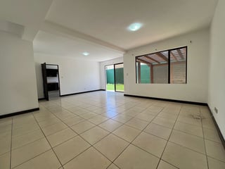 *Venta de casa 4 Dormitorios en Terravista Km 16.5 Carr. a Olmeca* - 2