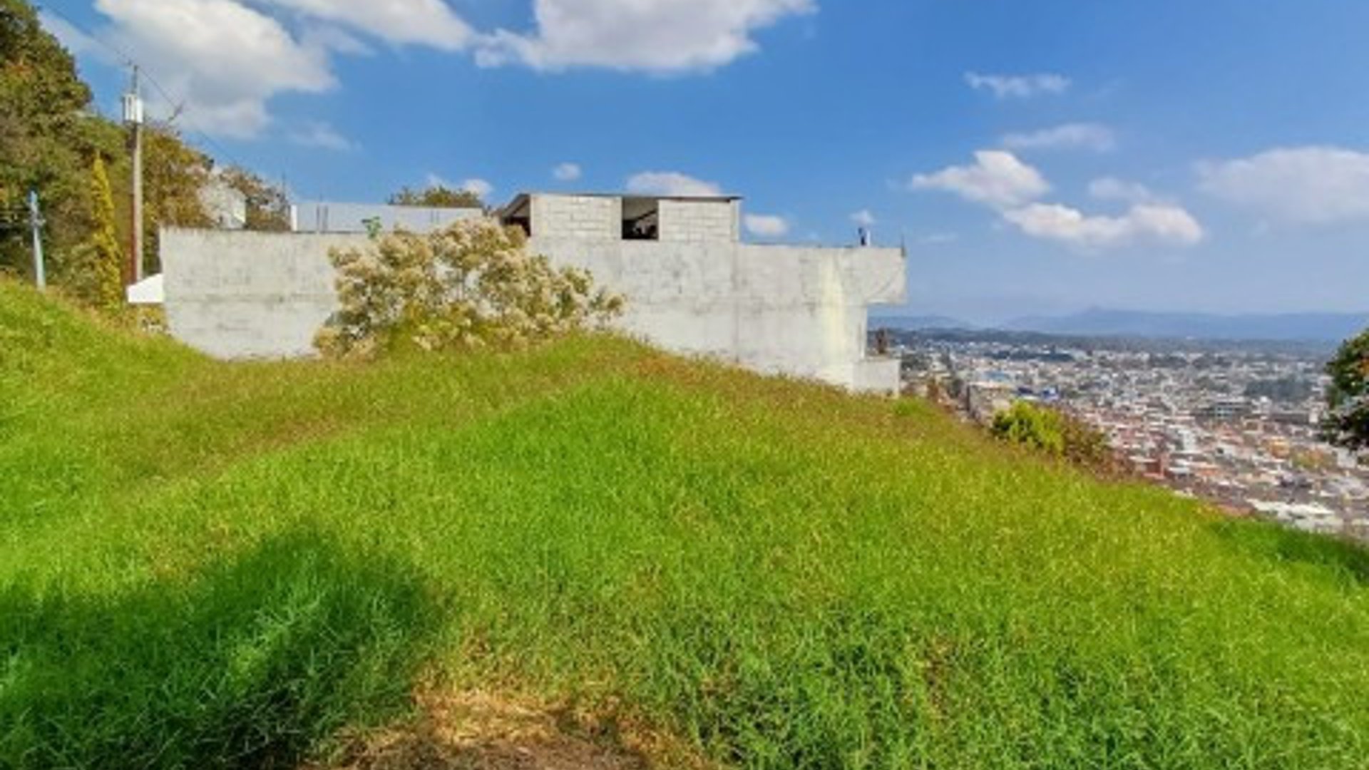 Terreno en Venta Lomas del Bosque Zona 11 de Mixco