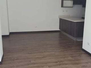 Apartamento en renta nivel bajo de 3 habitaciones en zona 7 Ref-5487 - 3